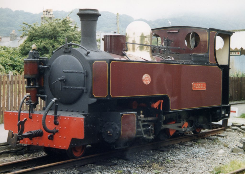 Russell in the platform headshunt, Porthmadog station, 1999